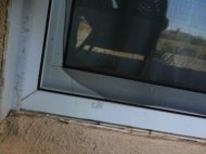 AllAboutScreenDoors-torn screen-sliding-patio-doors