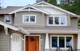 Craftsman house windows