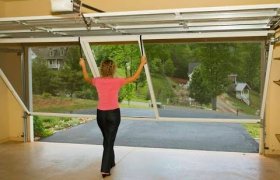 Retractable Garage Door Screen